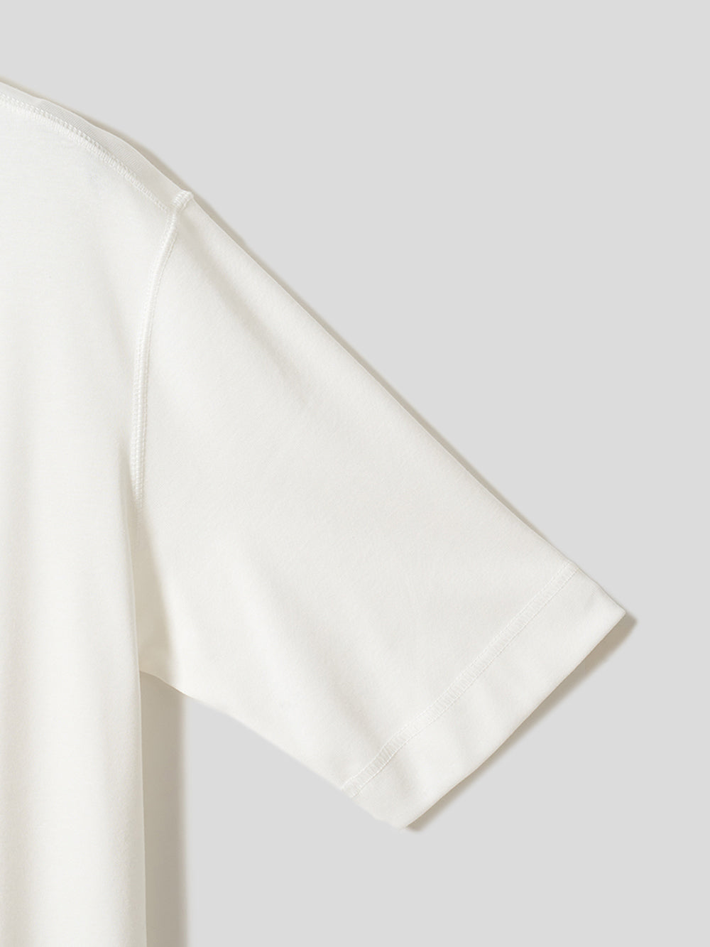 ULTIMAフライスT／スリムフィット／クルーネック