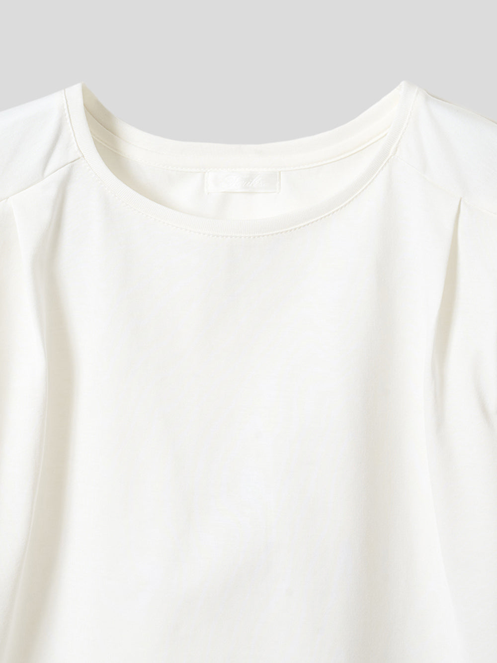 ヨークプリーツT