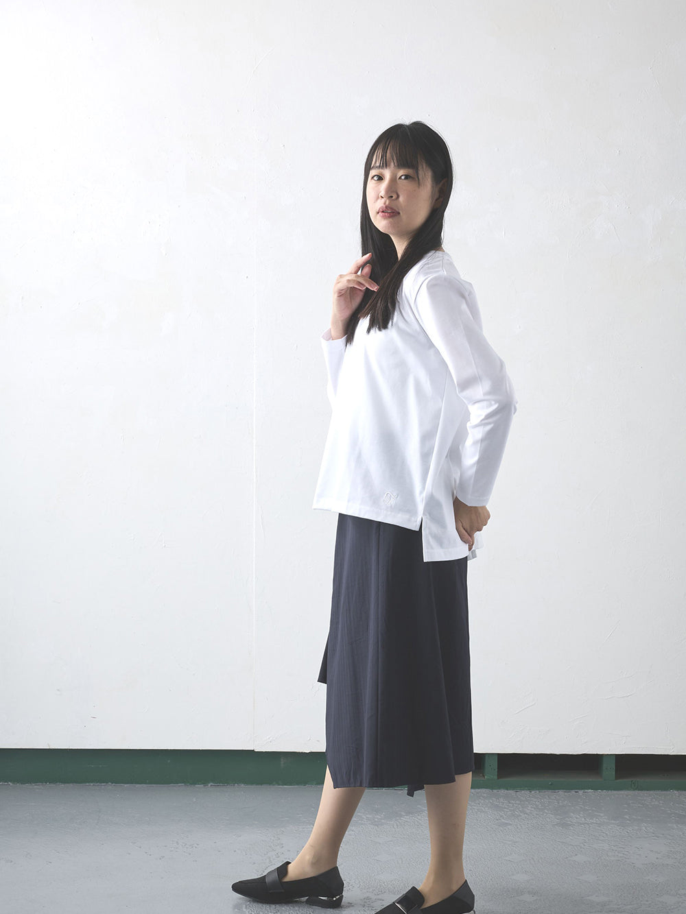 バックギャザー長袖T