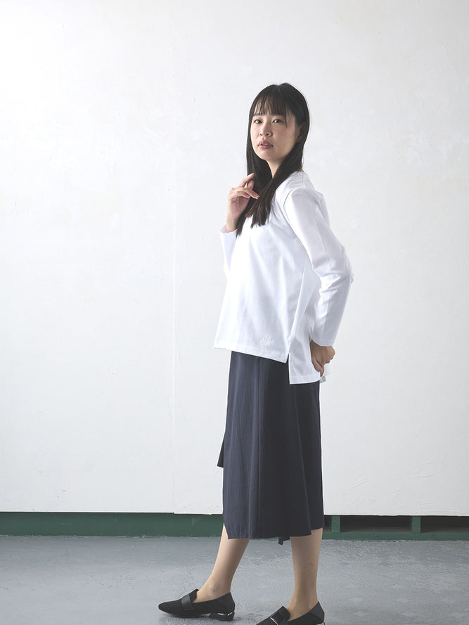 バックギャザー長袖T