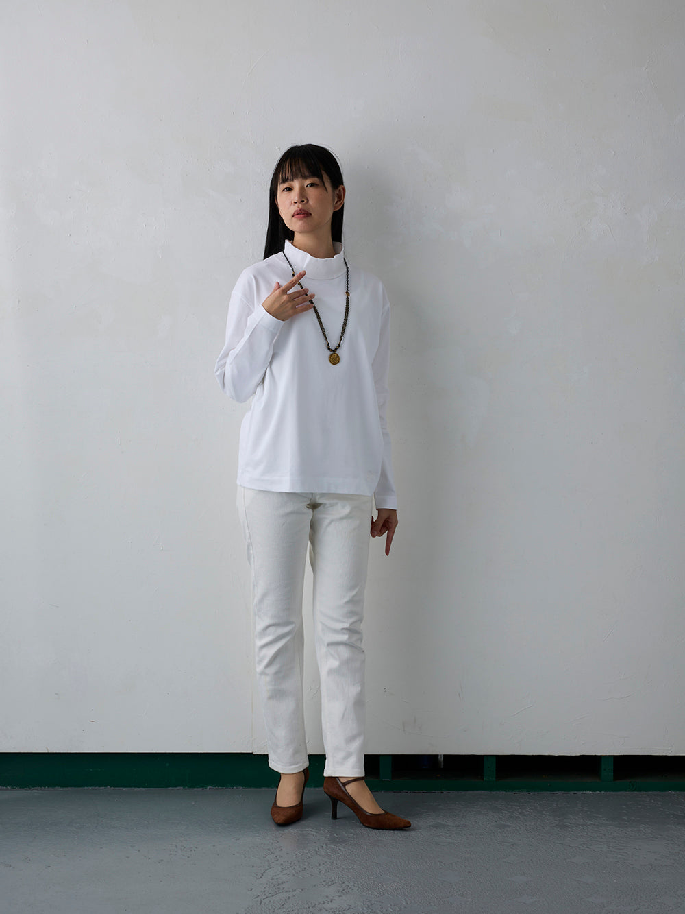 モックネック長袖T