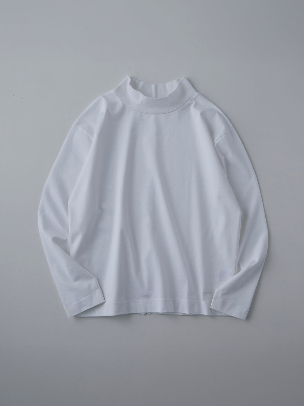 モックネック長袖T