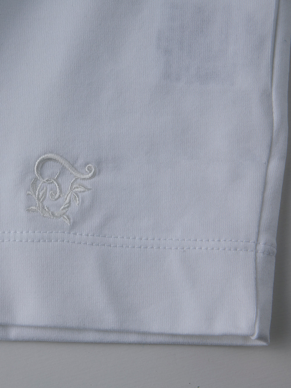 モックネック長袖T