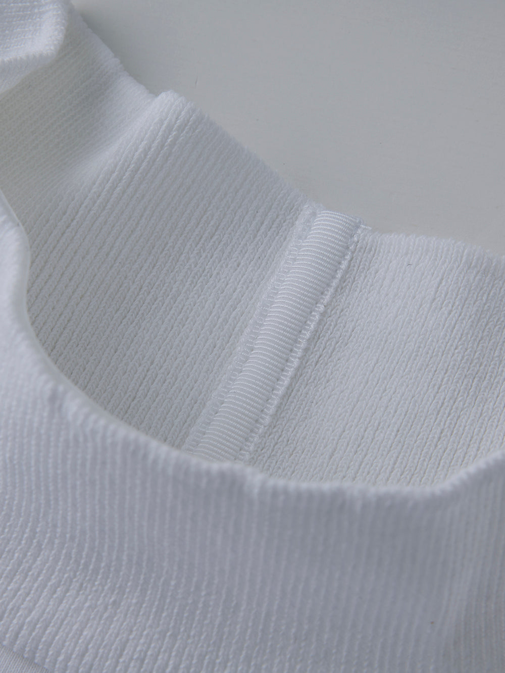 モックネック長袖T