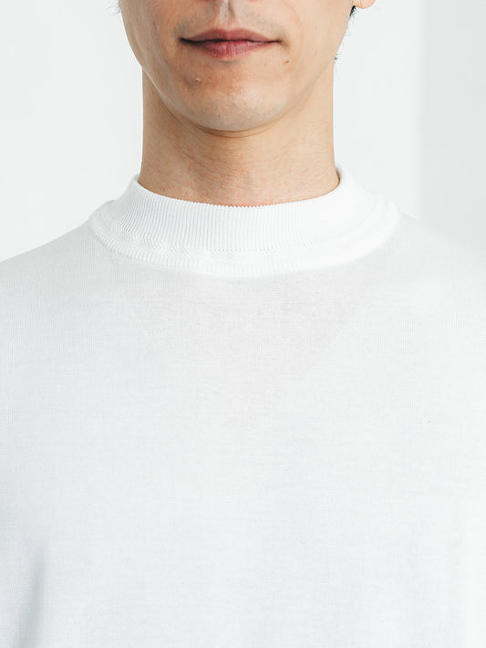 ニットT／レギュラーフィット／ハイネック