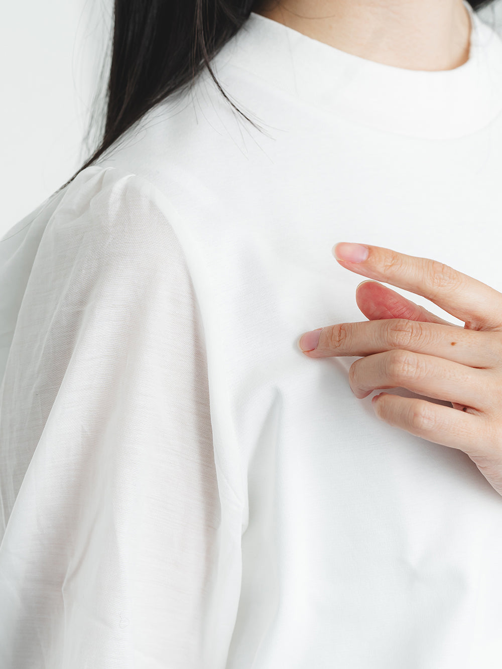 パフスリーブ長袖T／モックネック – TORIHS WHITE GALLERY