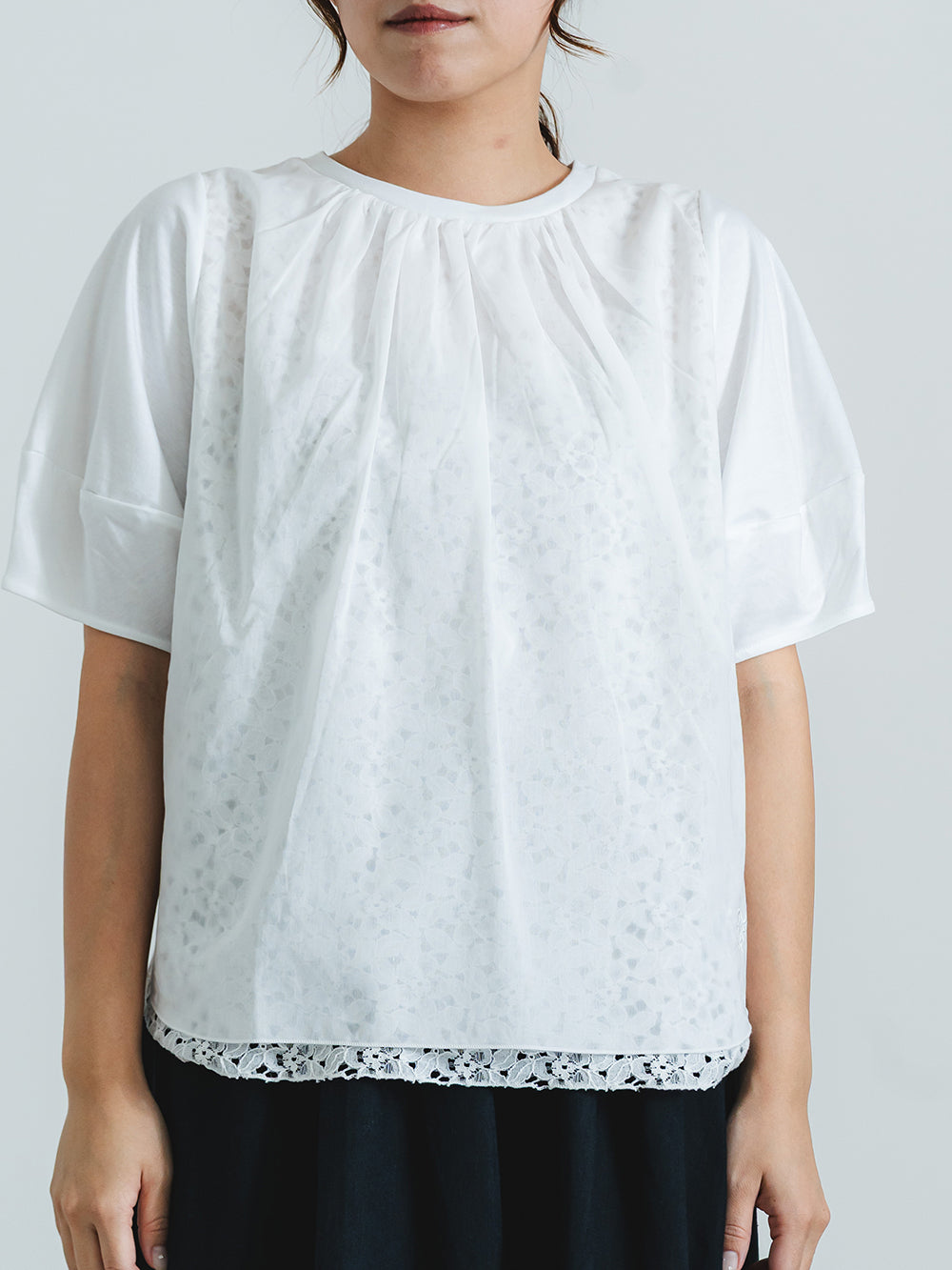 フロントレースT(花柄)