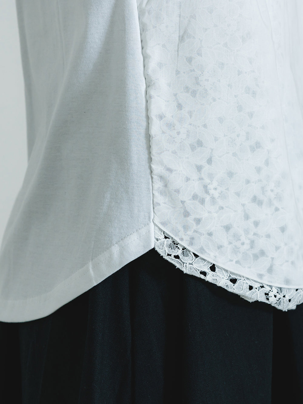 フロントレースT(花柄)