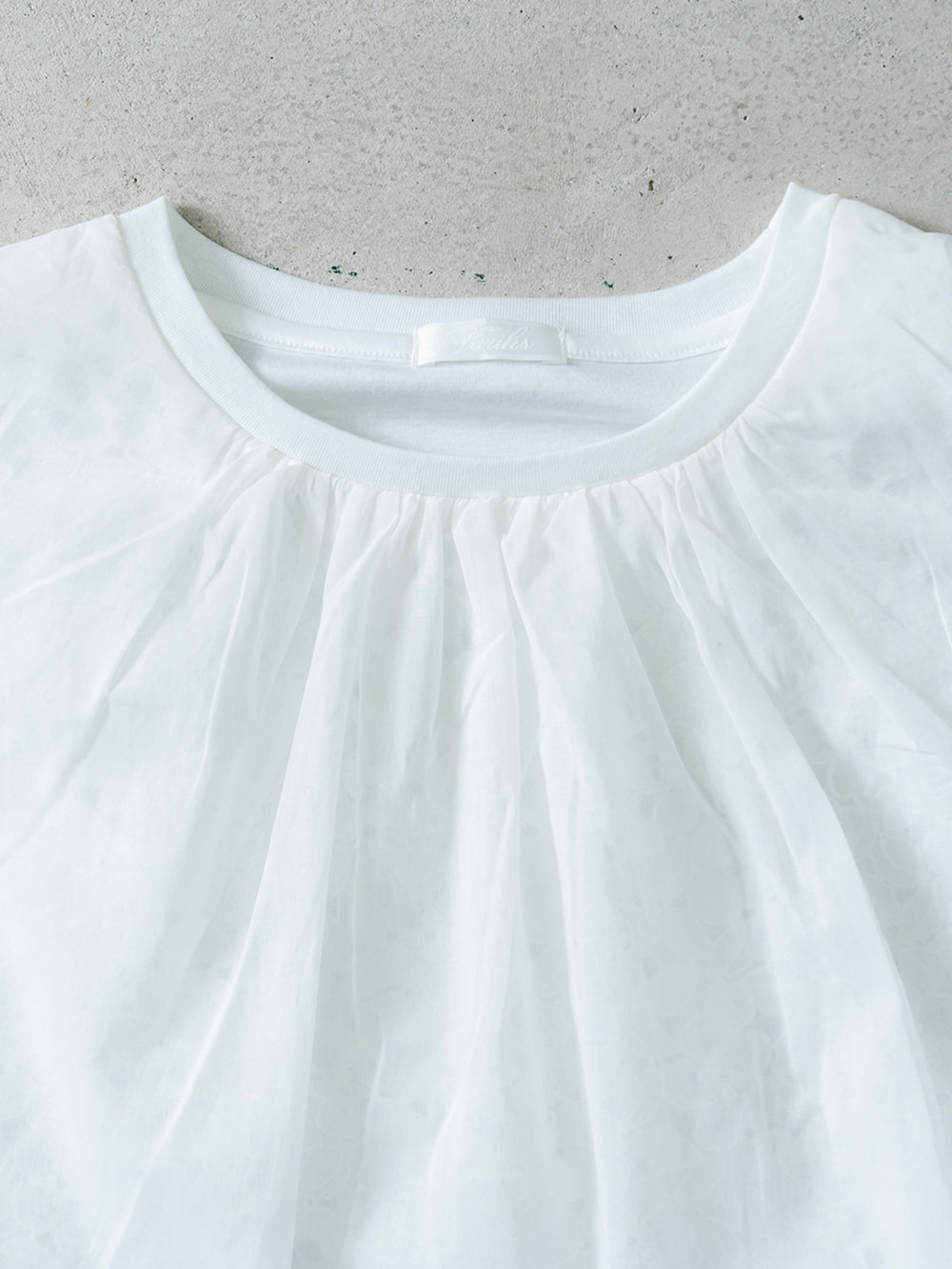 フロントレースT(花柄)