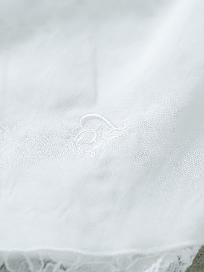 フロントレースT(花柄)