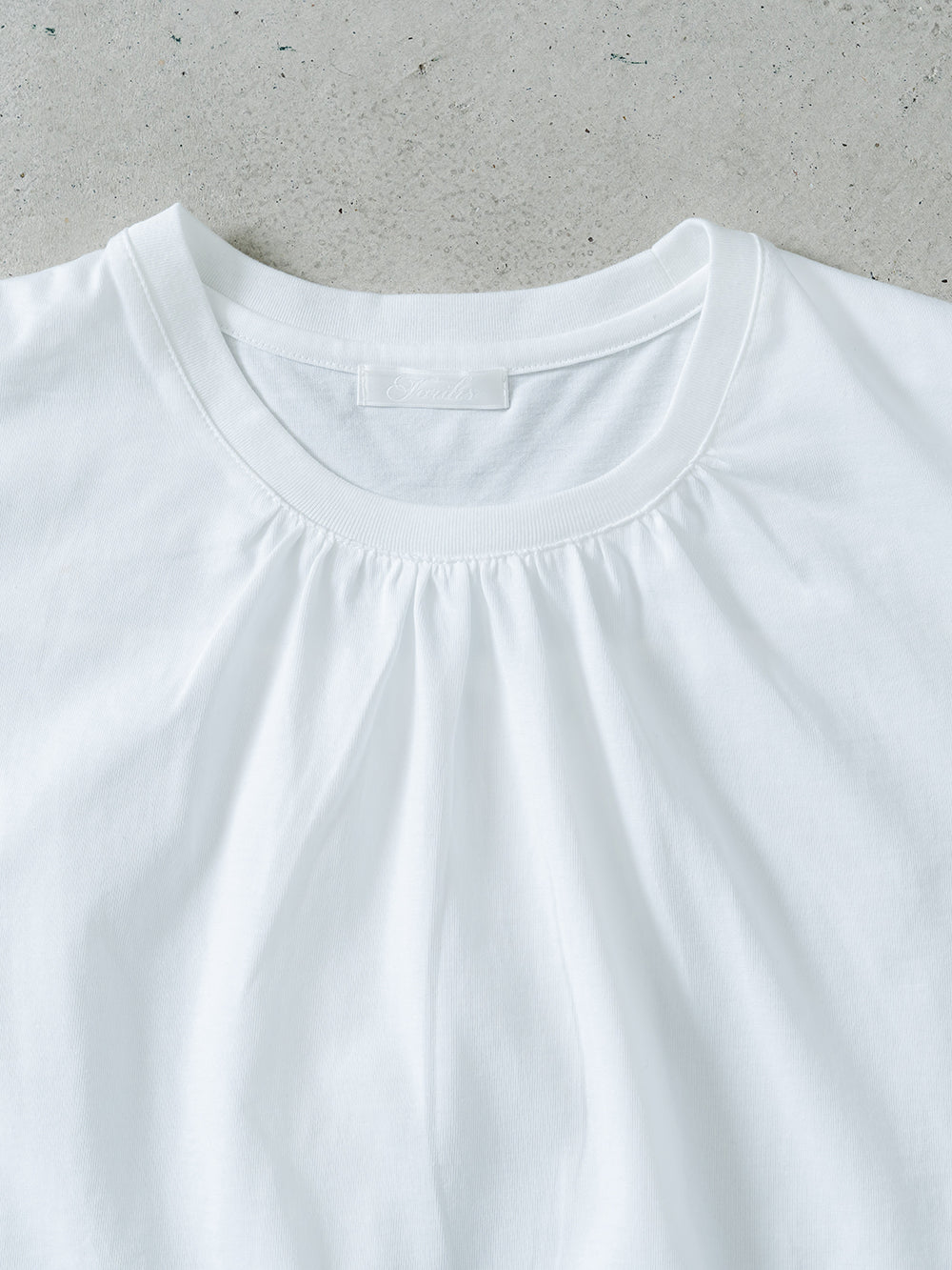 バックレースT(ペイズリー柄)