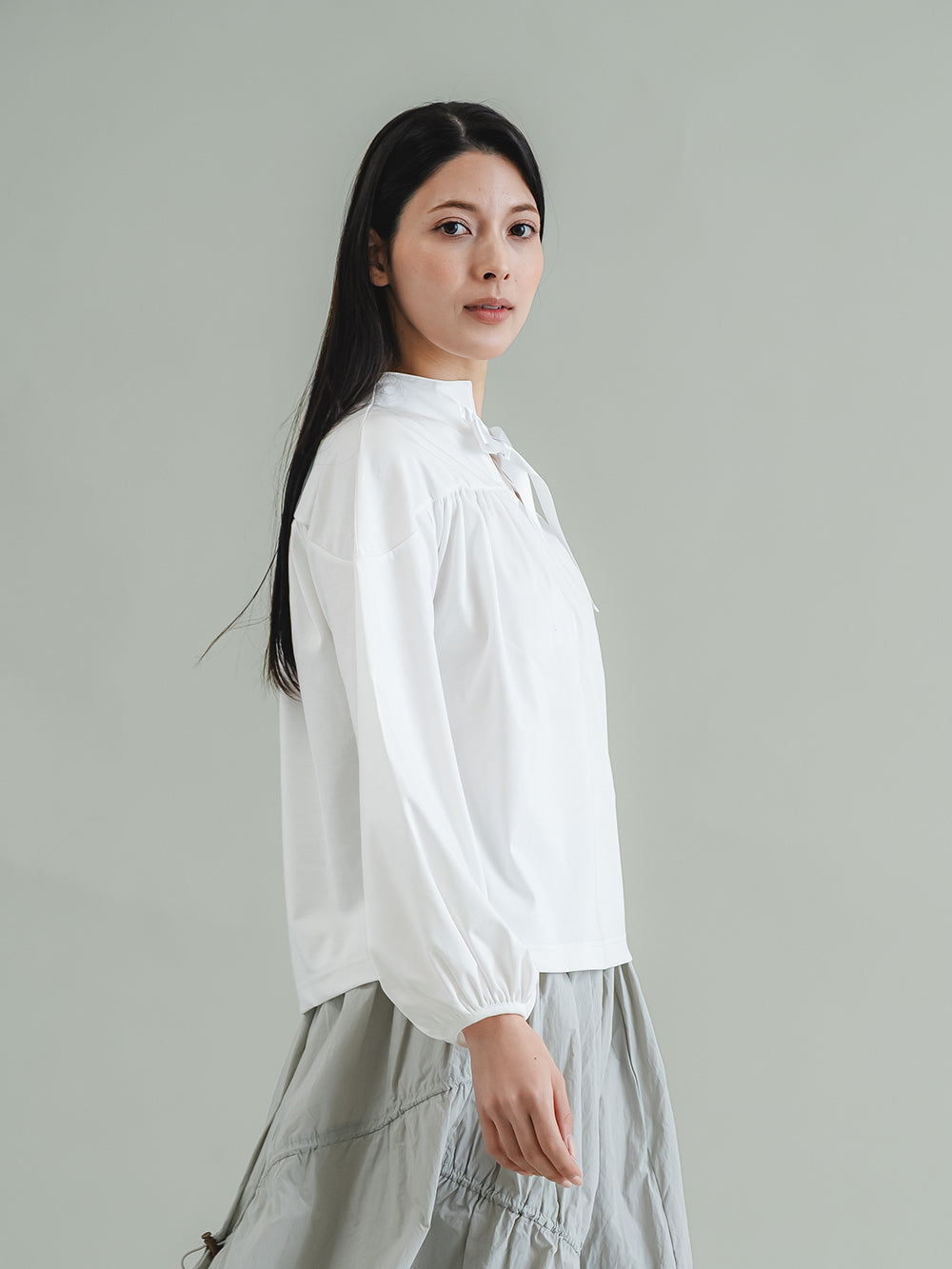 スリットネック リボンプルオーバー 接触冷感T