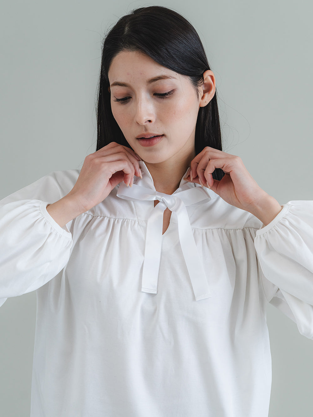 スリットネック リボンプルオーバー 接触冷感T