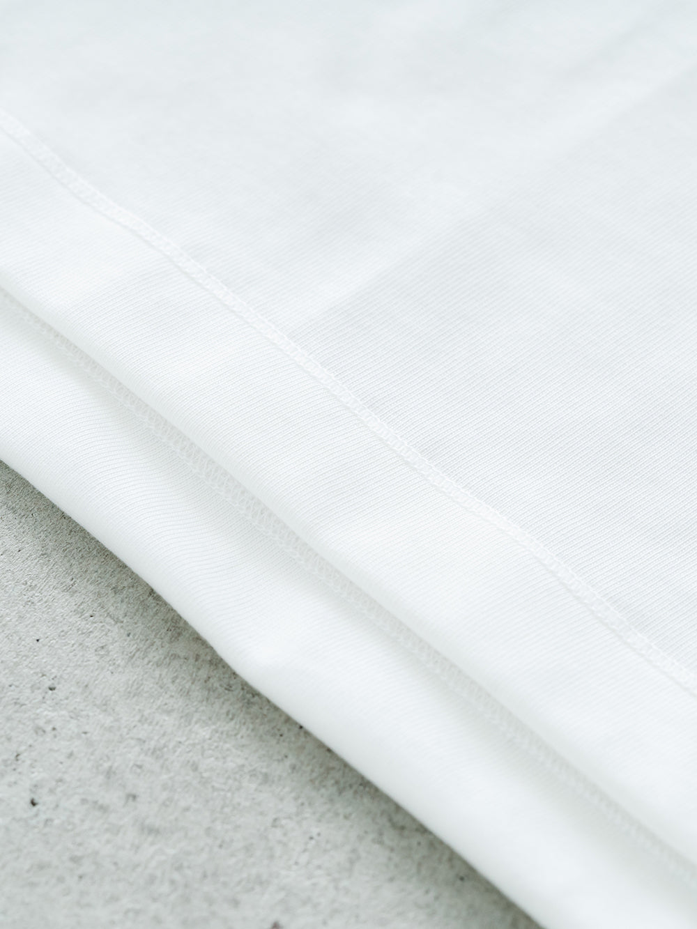 スビンプラチナムT(厚手)／レギュラーフィット／モックネック