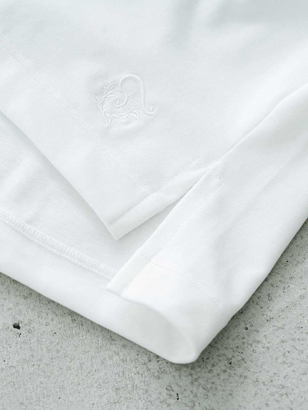 スビンプラチナムT(厚手)／レギュラーフィット／モックネック