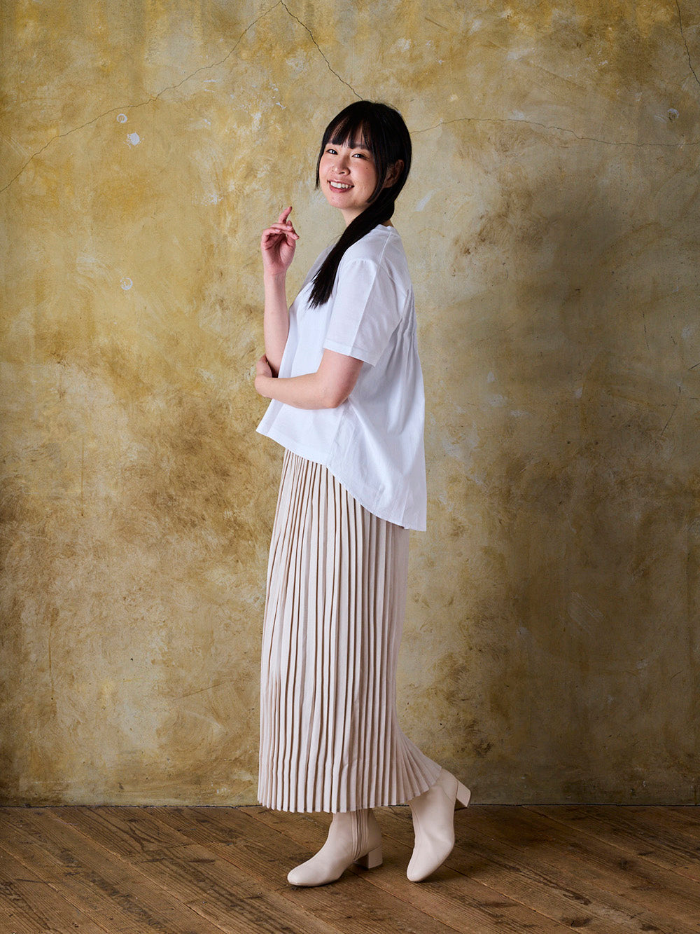 バックギャザープリーツT