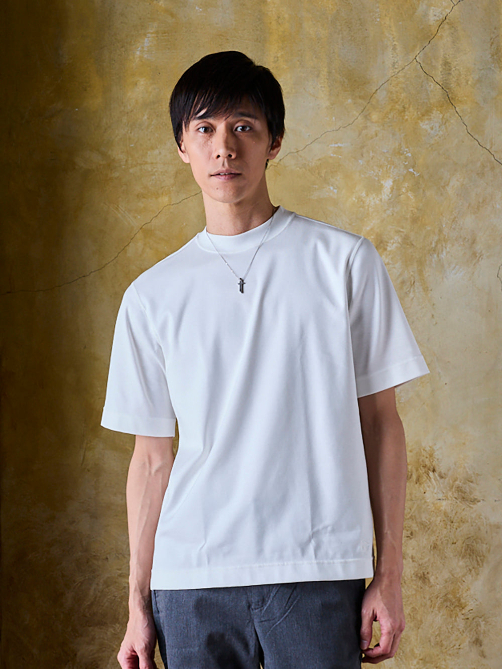 ULTIMAフライスT／スリムフィット／クルーネック