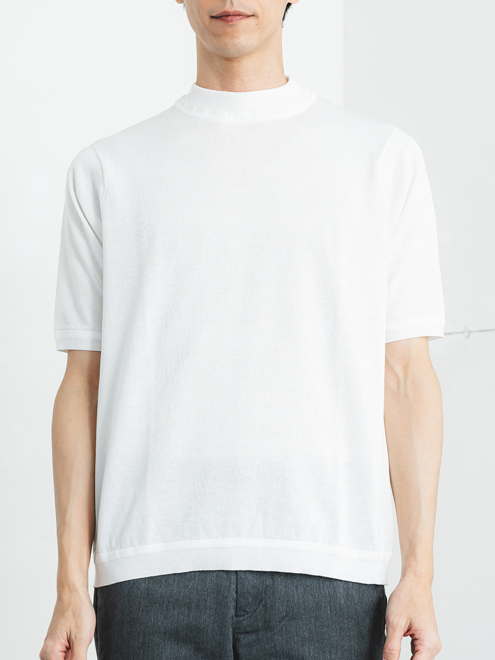 ニットT／レギュラーフィット／ハイネック – TORIHS WHITE GALLERY
