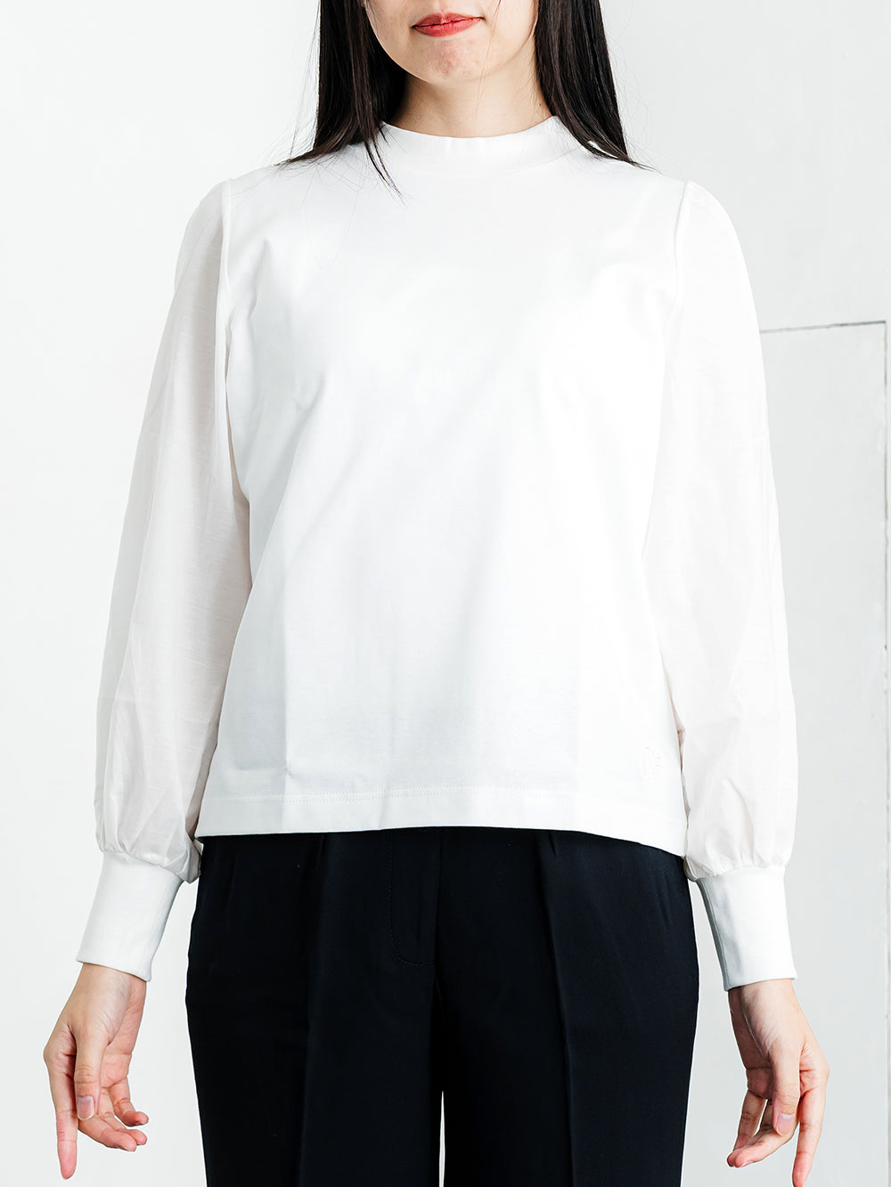 パフスリーブ長袖T／モックネック – TORIHS WHITE GALLERY